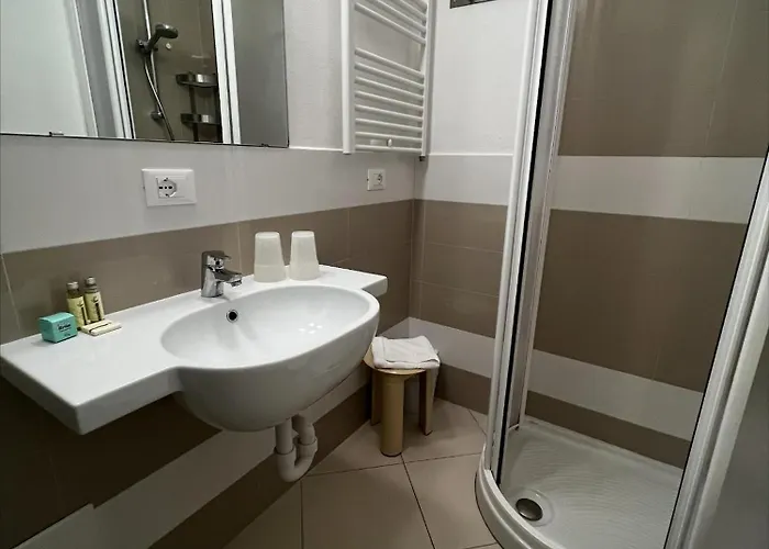 Front 4* ברדולינו
