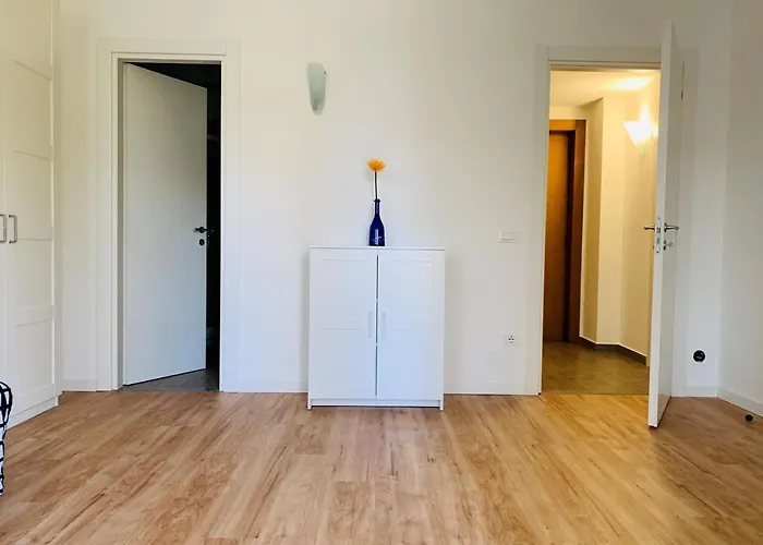 Front 4* ברדולינו