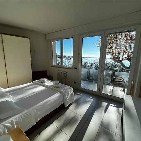 Front Бардолино