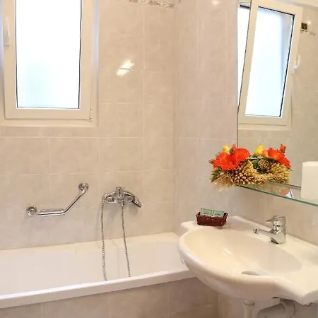 Апарт-отель Front Бардолино